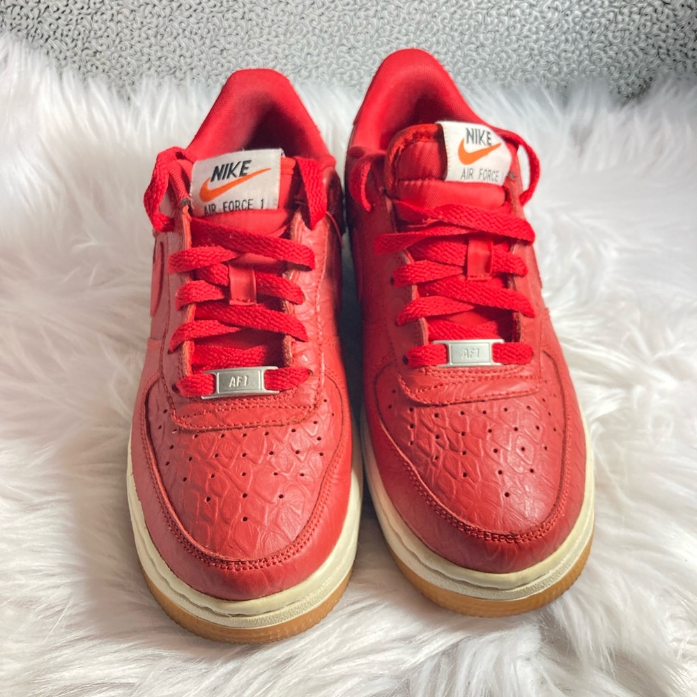 🔥Red Uptown’s🔥